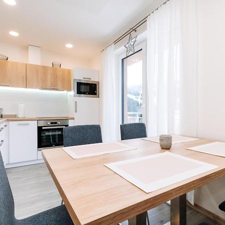 Apartment Hugo Klinovec Loučná pod Klínovcem Zewnętrze zdjęcie