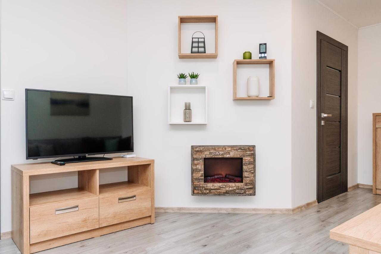 Apartment Hugo Klinovec Loučná pod Klínovcem Zewnętrze zdjęcie
